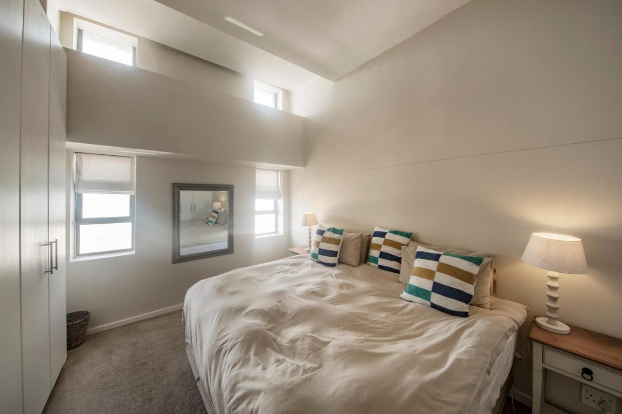 Surferscorner Self Catering Apartments Muizenberg Dış mekan fotoğraf