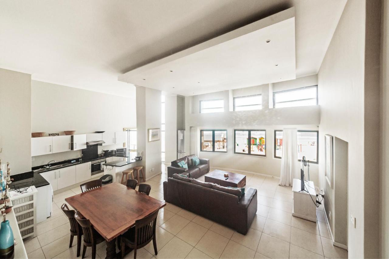 Surferscorner Self Catering Apartments Muizenberg Dış mekan fotoğraf