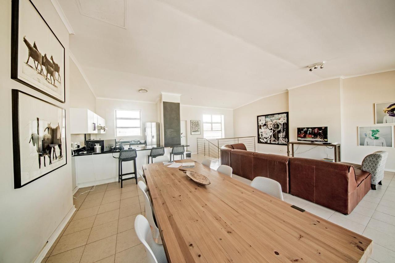Surferscorner Self Catering Apartments Muizenberg Dış mekan fotoğraf