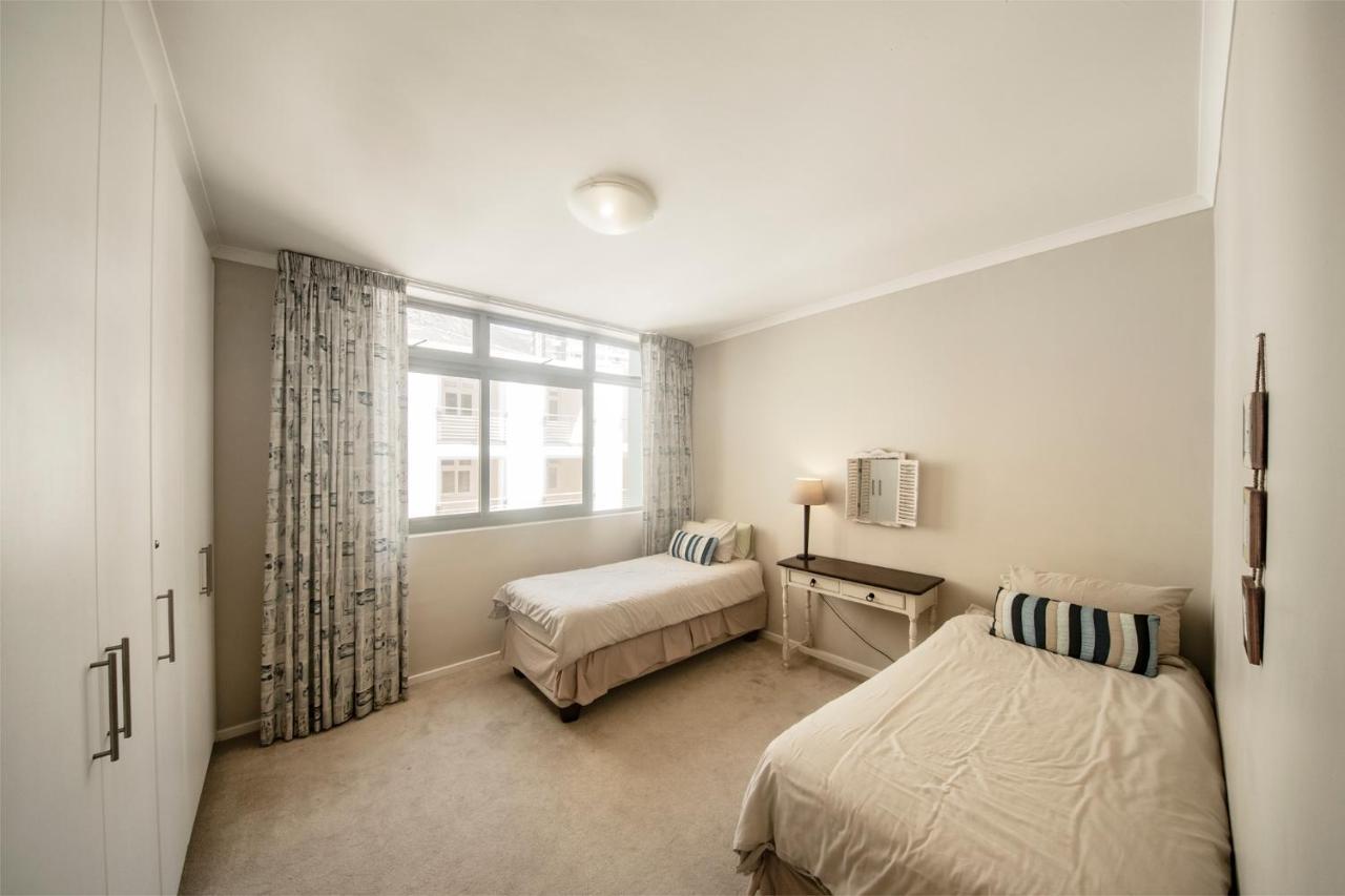Surferscorner Self Catering Apartments Muizenberg Dış mekan fotoğraf