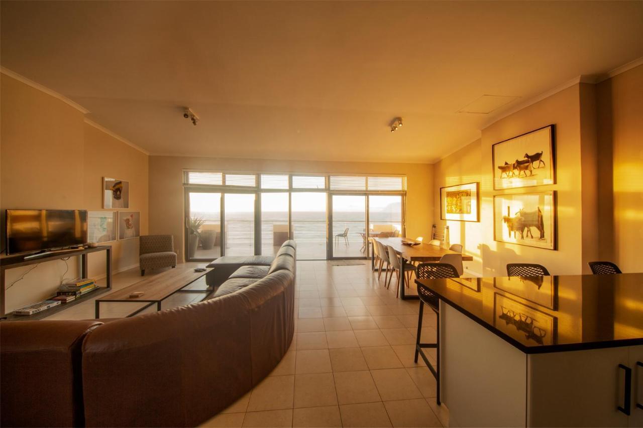 Surferscorner Self Catering Apartments Muizenberg Dış mekan fotoğraf