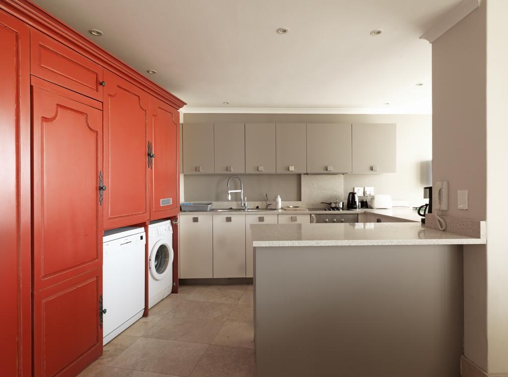 Surferscorner Self Catering Apartments Muizenberg Dış mekan fotoğraf