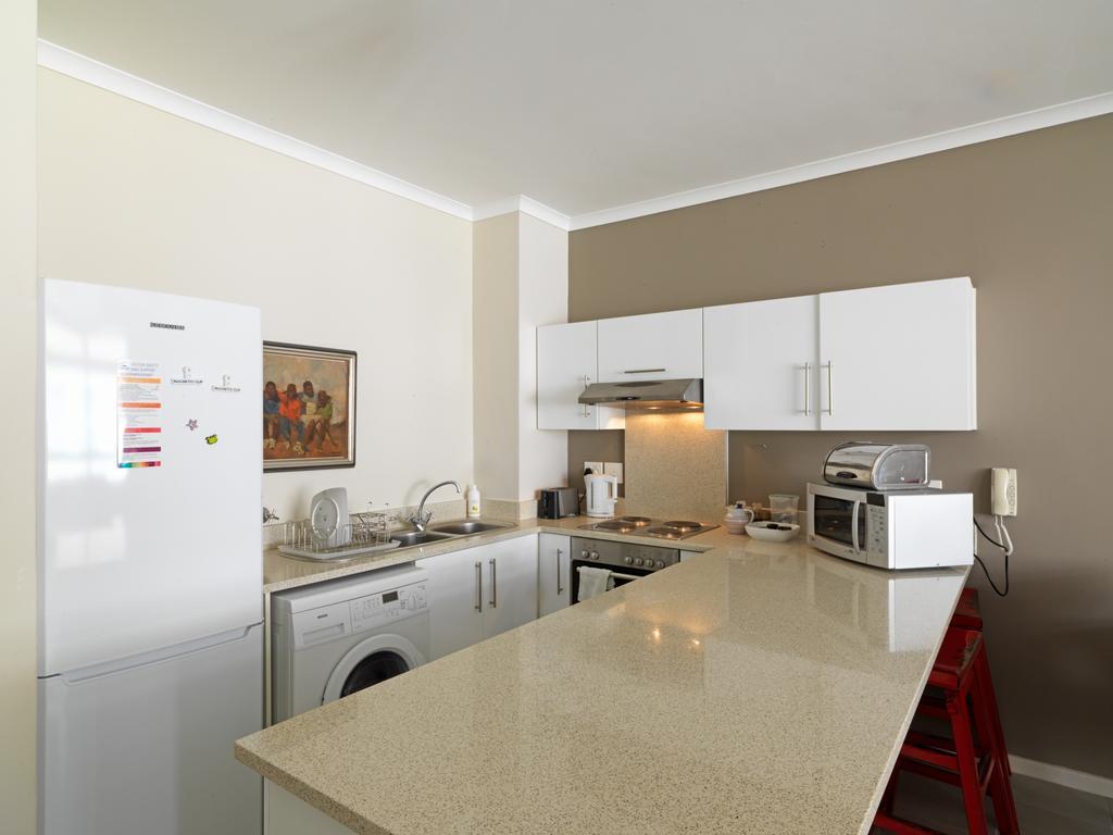 Surferscorner Self Catering Apartments Muizenberg Dış mekan fotoğraf