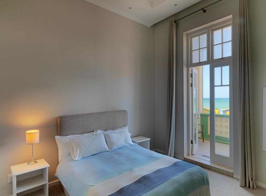 Surferscorner Self Catering Apartments Muizenberg Dış mekan fotoğraf