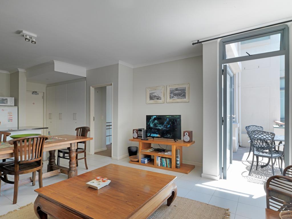 Surferscorner Self Catering Apartments Muizenberg Dış mekan fotoğraf